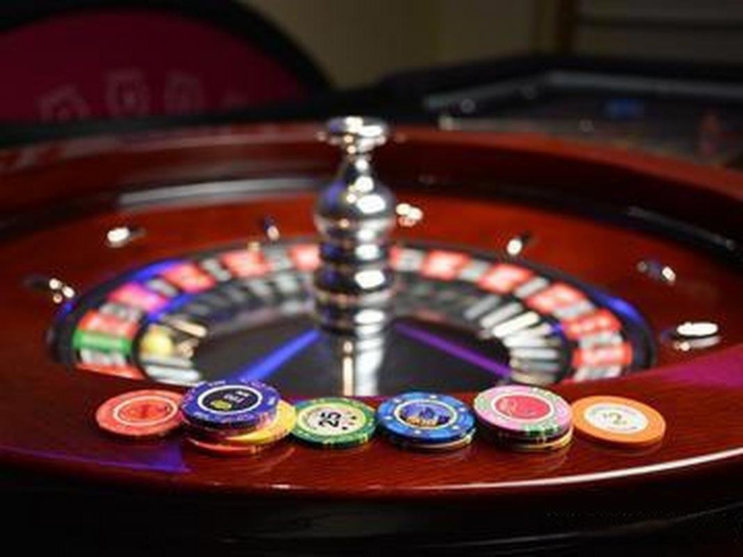 tcl 32 Live Casino area